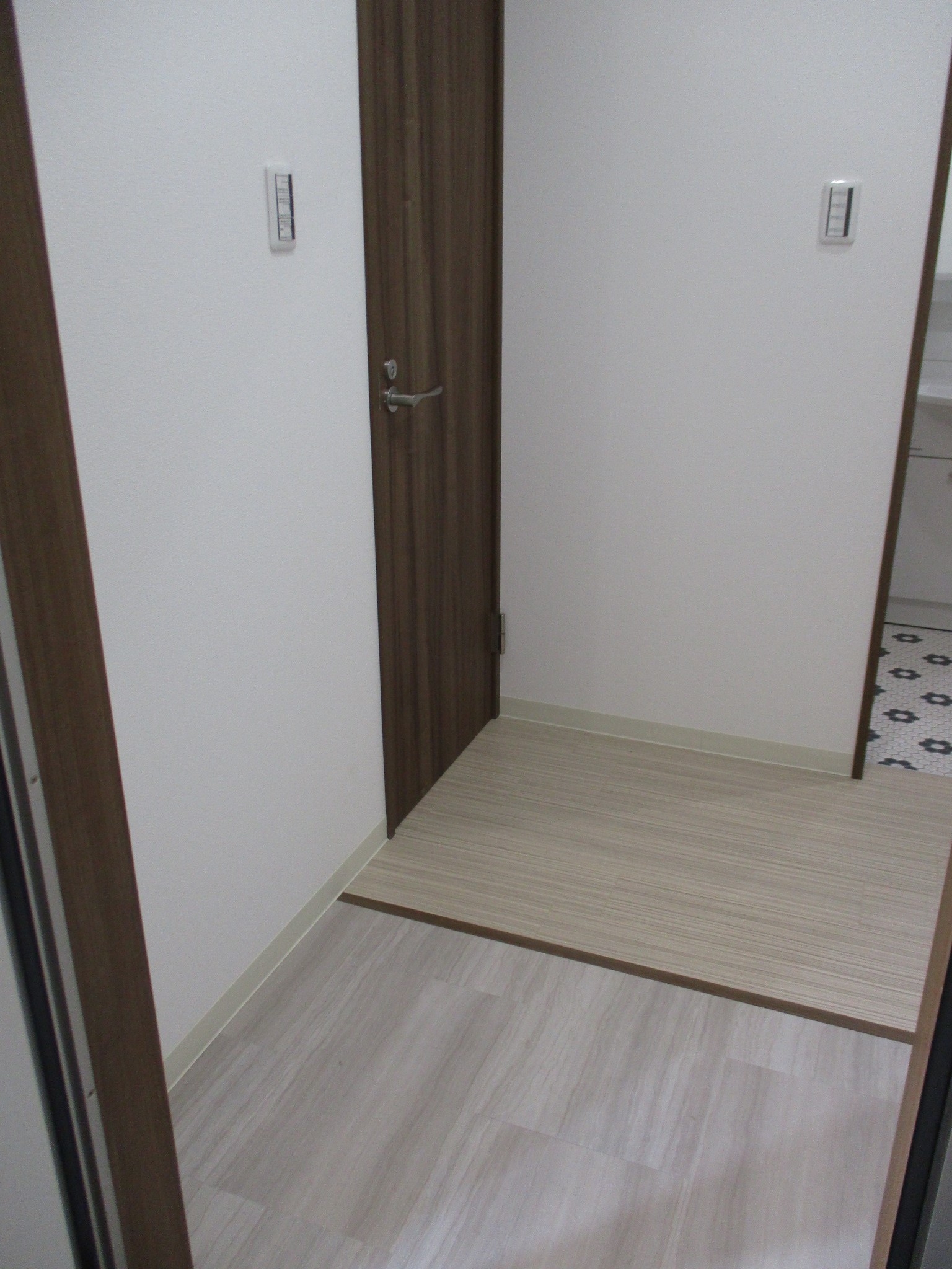 玄関　玄関