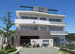 小学校　丸山ひばり小学校（小学校）まで816m