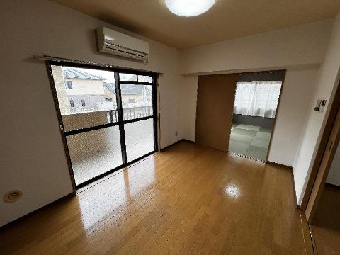 居室・リビング　洋室