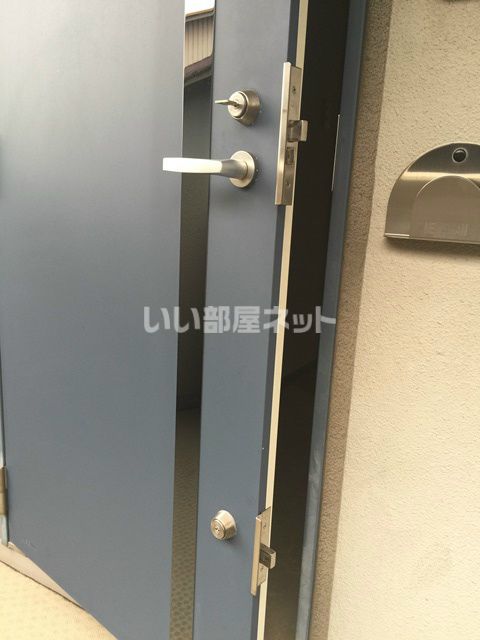 【岸和田市西之内町のマンションのセキュリティ】