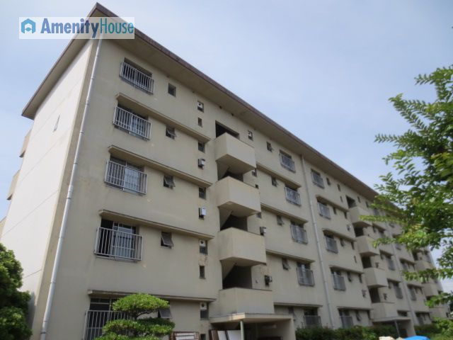 建物外観　ＲＣ造５階建て