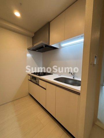 キッチン　コンパクトなキッチンで掃除もラクラク