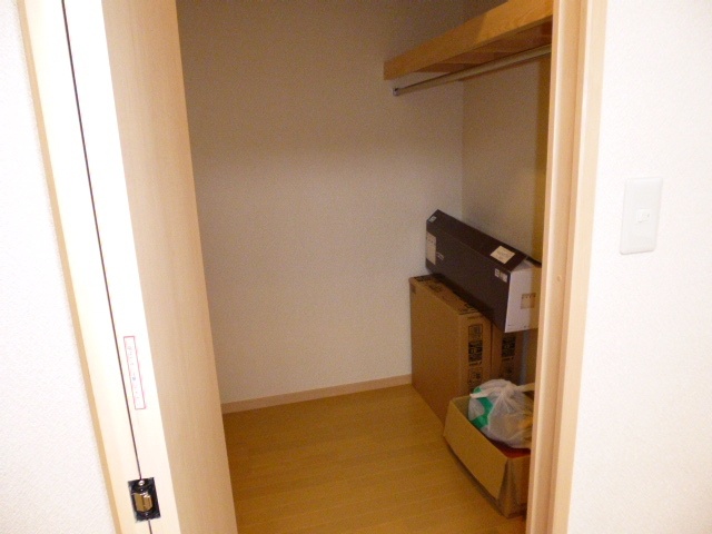 収納　ウォークインクローゼット