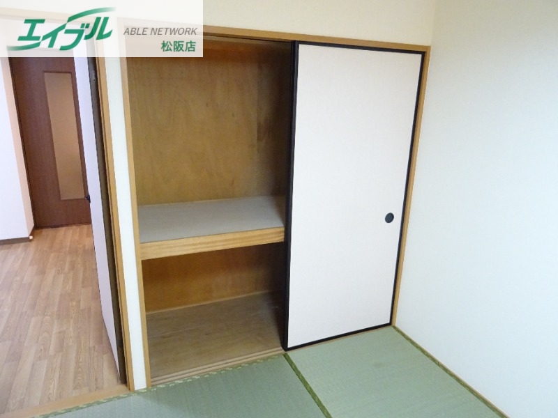 収納　別部屋同タイプです