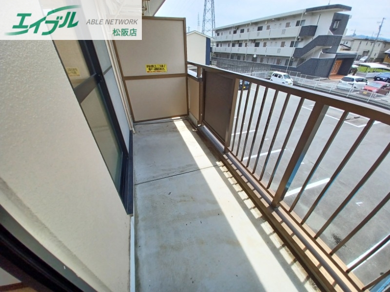 バルコニー　別部屋同タイプです