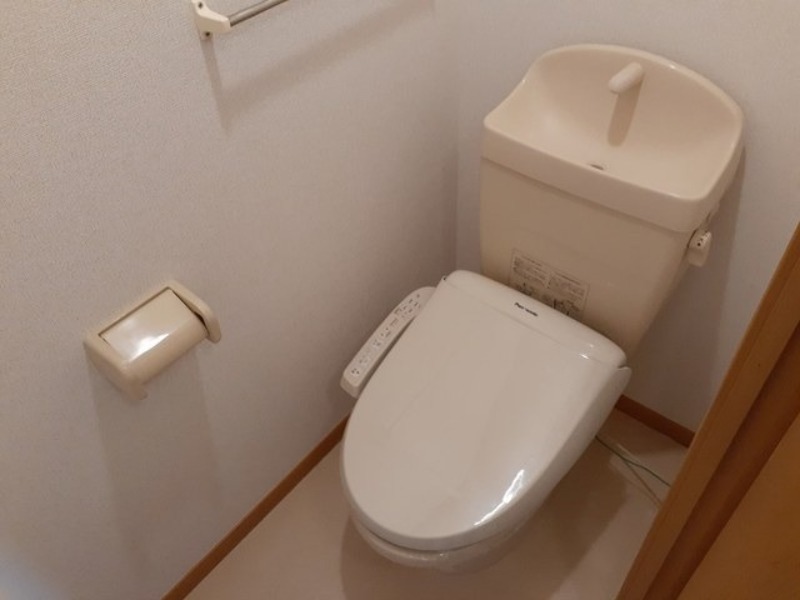 トイレ　図面と現状に相違がある場合には現状を優先