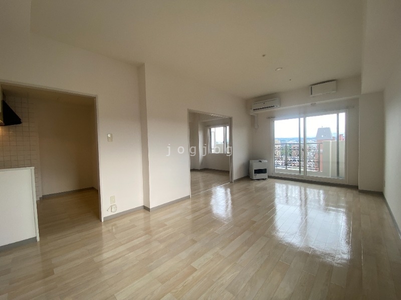 居室・リビング　同号室タイプ写真