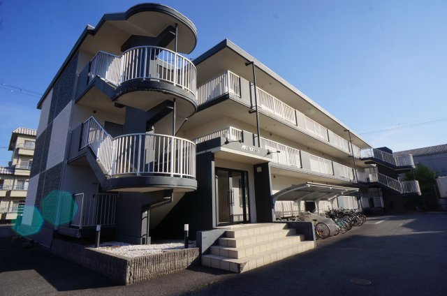 建物外観　きれいな外観です