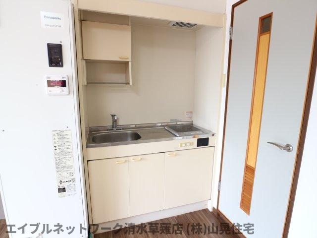 静岡鉄道静岡清水線 県総合運動場駅 徒歩4分 3階建 築36年のキッチン写真