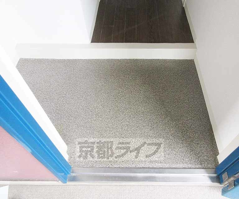 玄関　玄関～～～！