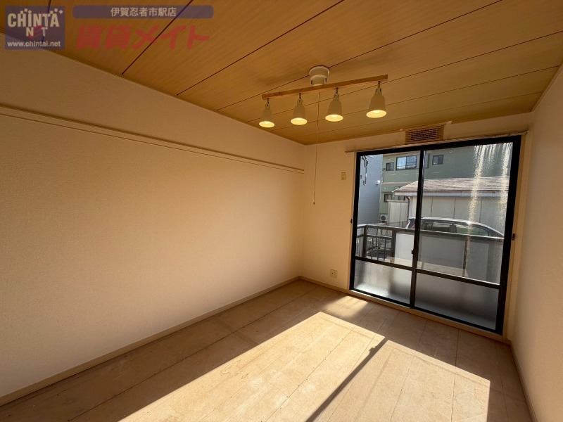 その他部屋・スペース　同物件別室反転写真