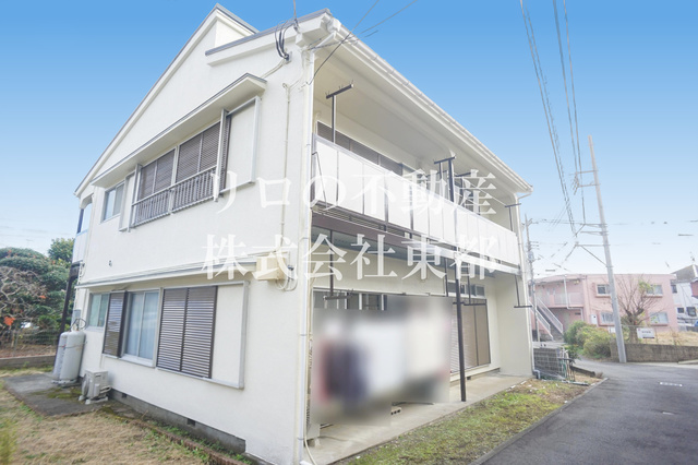 建物外観　周辺は閑静な住宅街ですので落ち着いた住環境です！