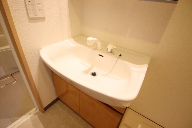 洗面設備　※別号室の参考写真のため、現況優先です。