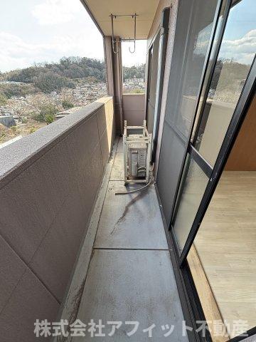 バルコニー　東向き