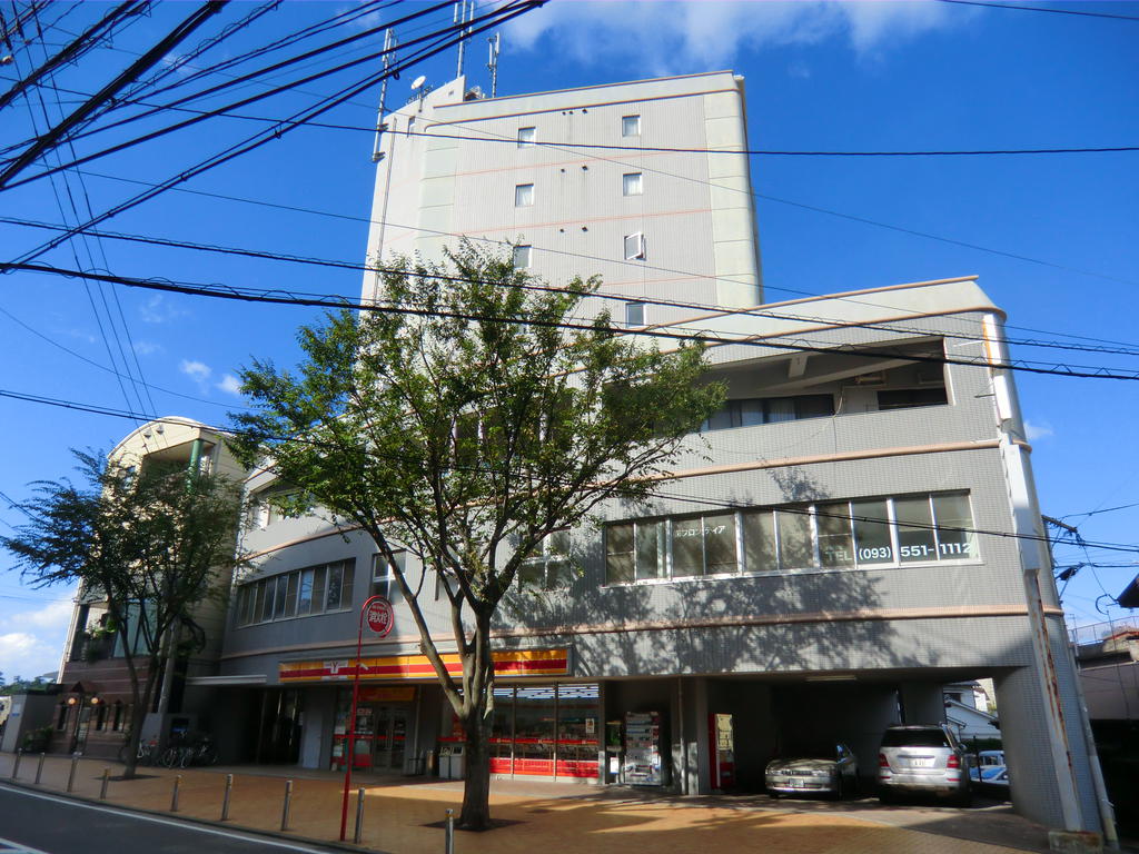 コンビニ　Yショップむらかみ（コンビニ）まで140m