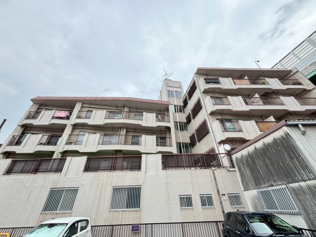 建物外観　ロイヤルハイツタニ