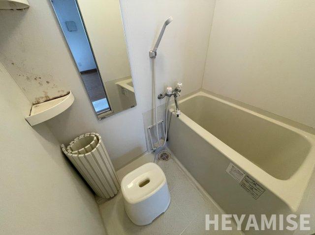 バス・シャワールーム　※同間取りの別の階のお部屋の画像です※