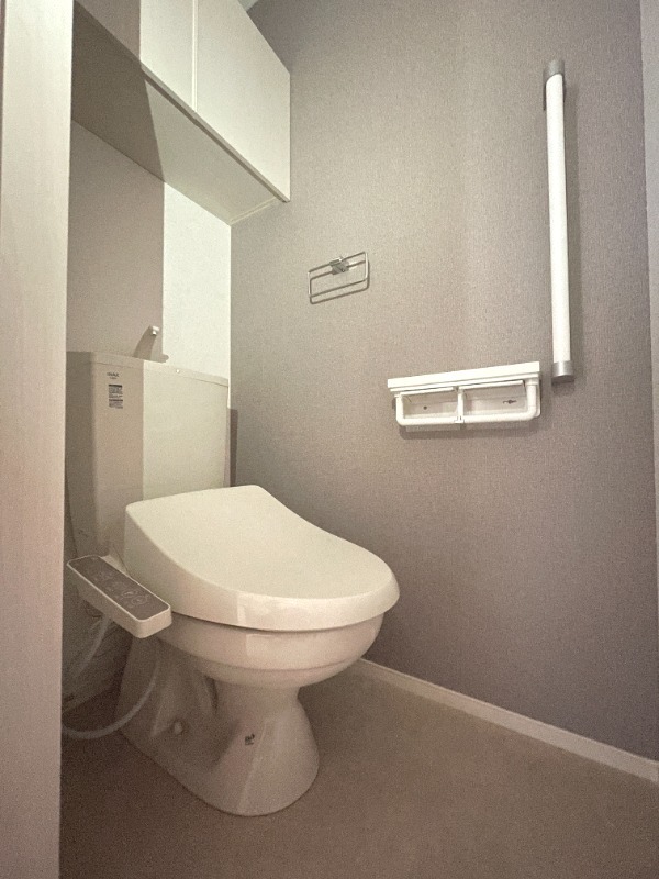 トイレ　同仕様です。