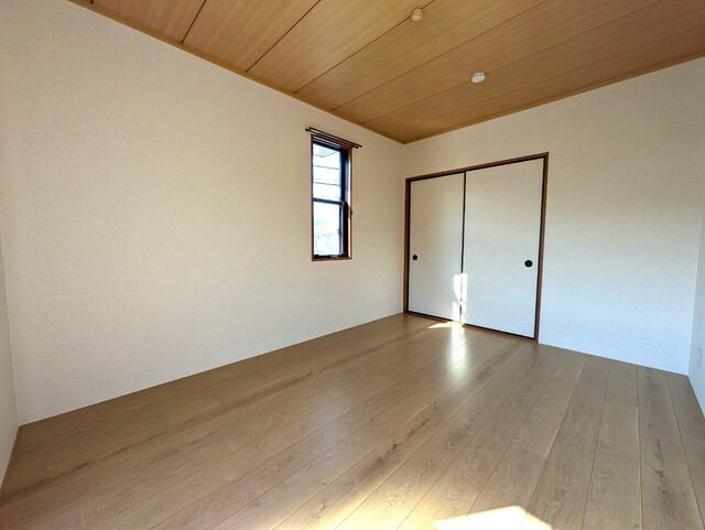 その他部屋・スペース　二面採光の洋室です★