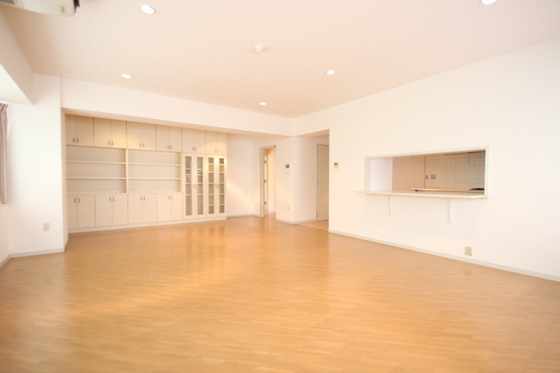 居室・リビング　※別部屋の写真です