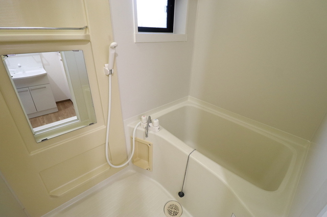 バス・シャワールーム　浴室