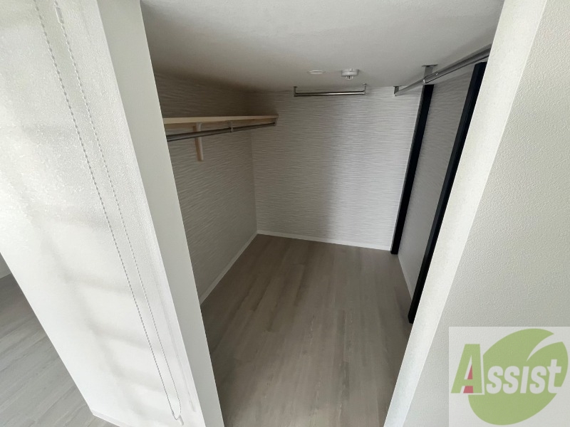 収納　洋室にはクローゼットがあるのですっきり片付きそうです。