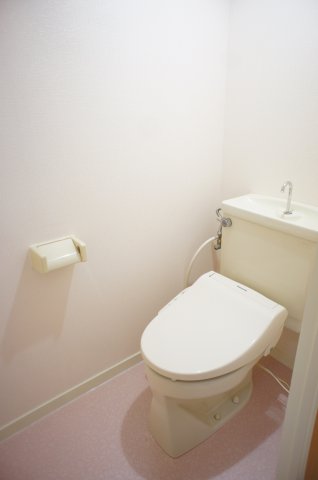 トイレ　落ち着いたトイレです