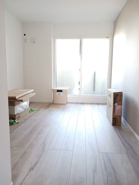 居室・リビング　同施工会社の参考写真です