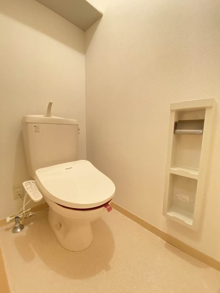 トイレ　トイレ