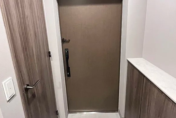 玄関　参考写真