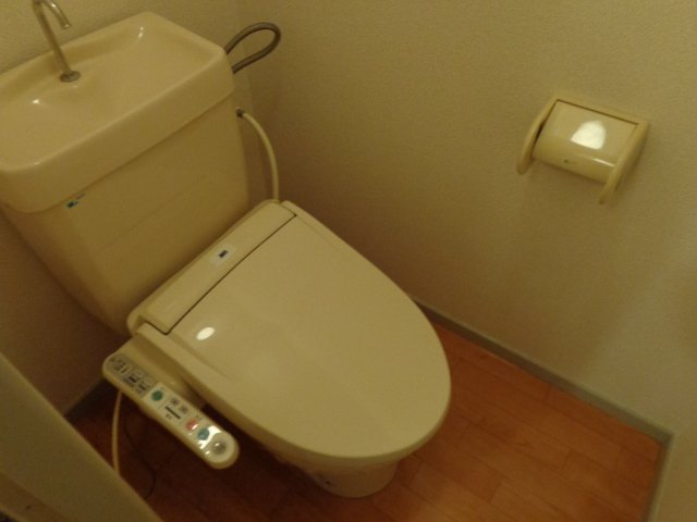 トイレ　シャワー付トイレ