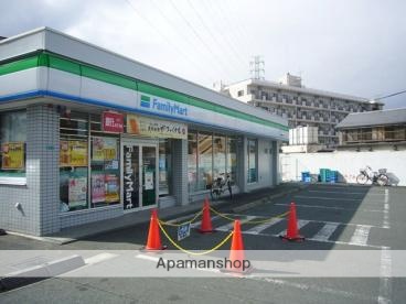 コンビニ　ファミリーマート（コンビニ）まで5374m