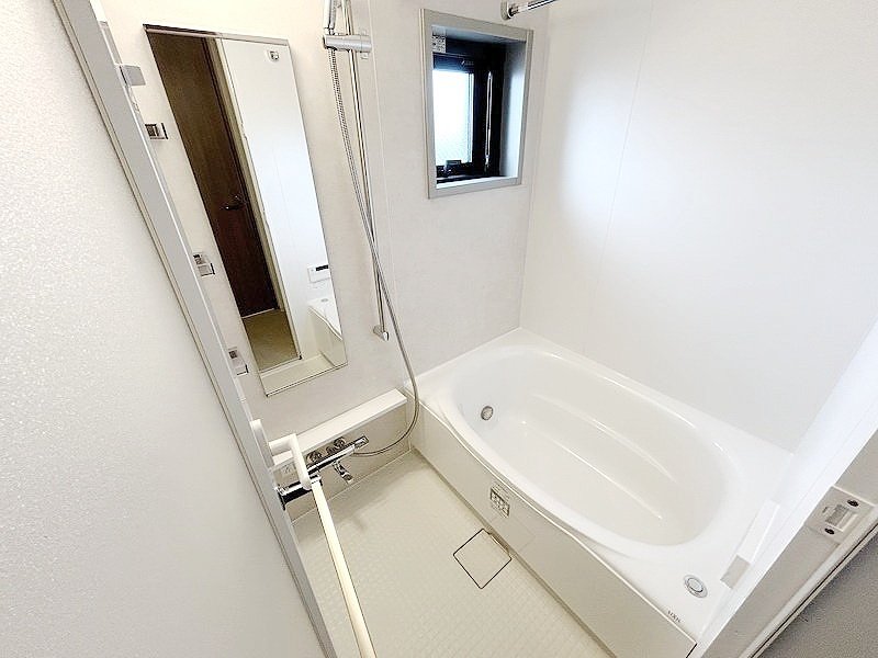 バス・シャワールーム　※別部屋参考写真