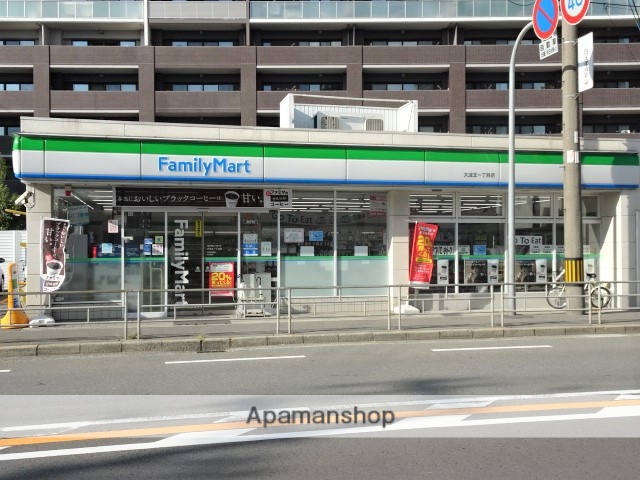 コンビニ　ファミリーマート（コンビニ）まで419m
