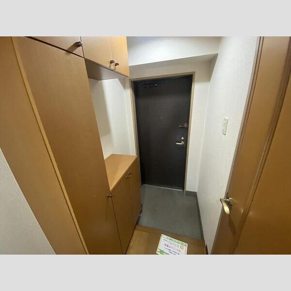 玄関　ゆったりとした玄関です