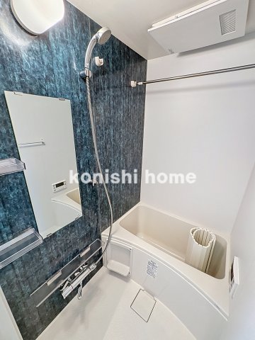 バス・シャワールーム　※同タイプ、別部屋写真使用。