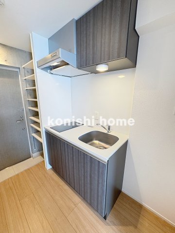 キッチン　※同タイプ、別部屋写真使用。