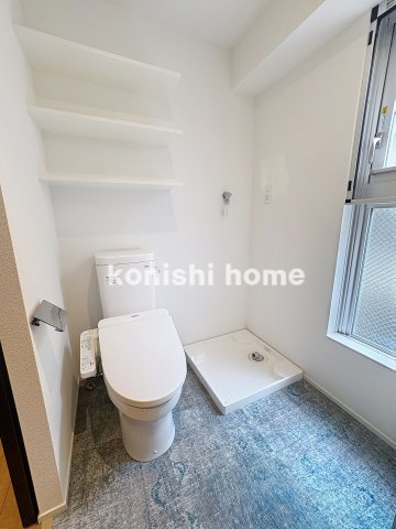トイレ　※同タイプ、別部屋写真使用。