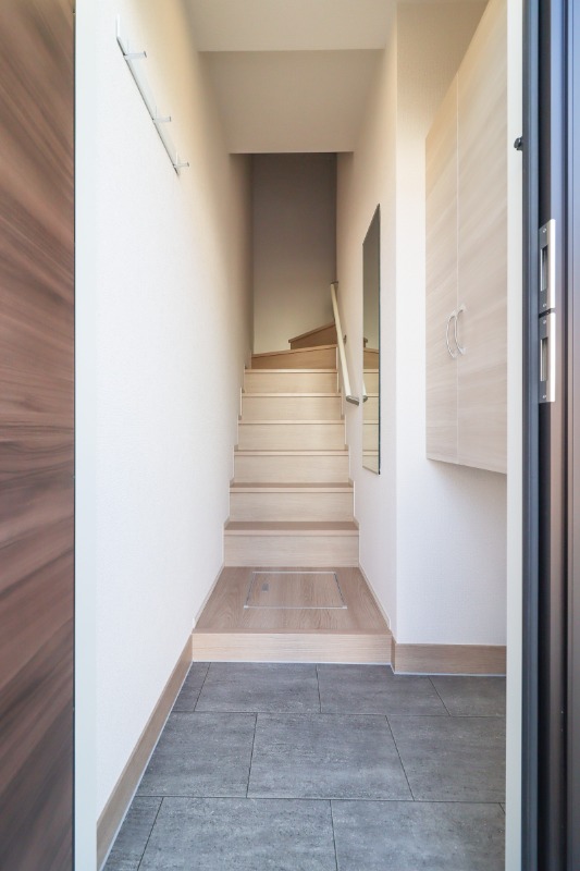 玄関　図面と現状に相違がある場合には現状を優先