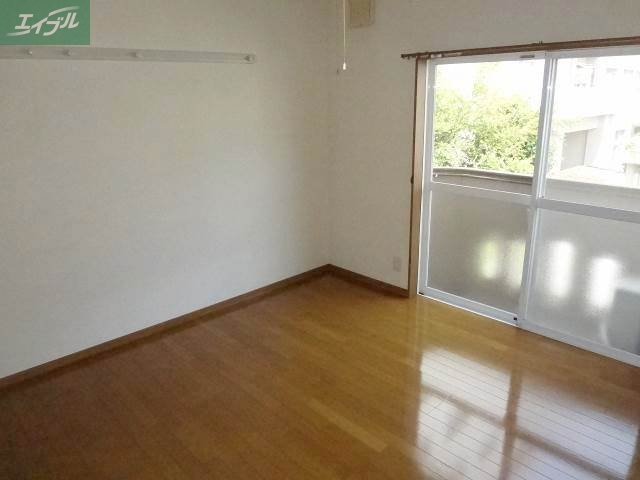 居室・リビング　同タイプのお部屋の写真です