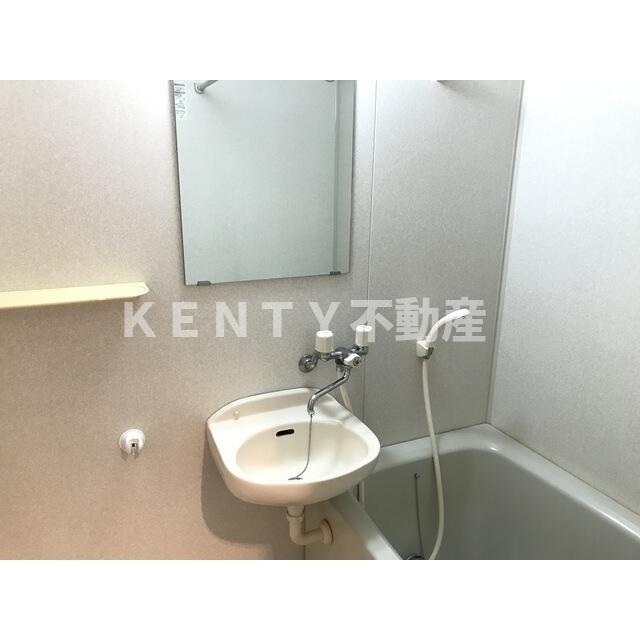 洗面設備　使いやすい洗面所です