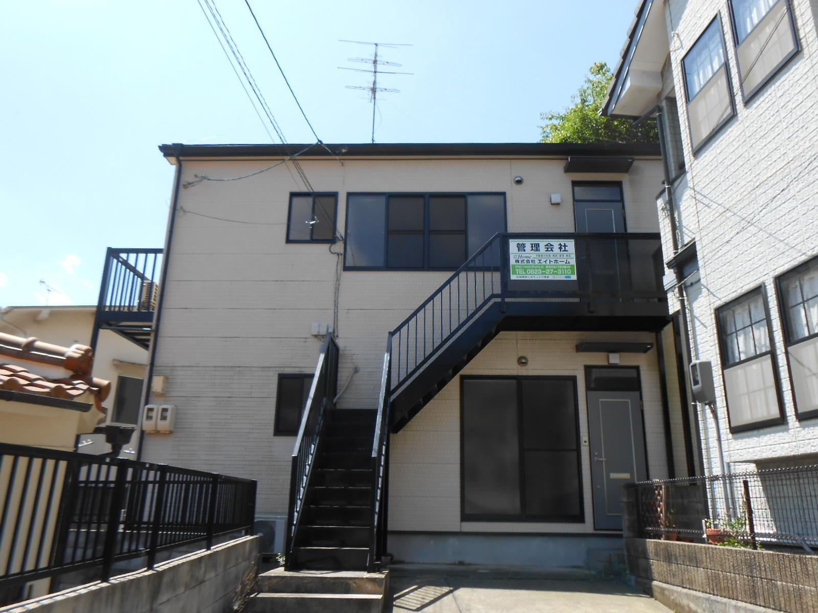 建物外観　2004年築　YMコーポ