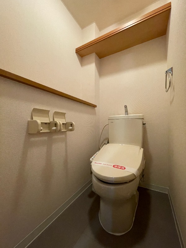 トイレ　シャワー付トイレ