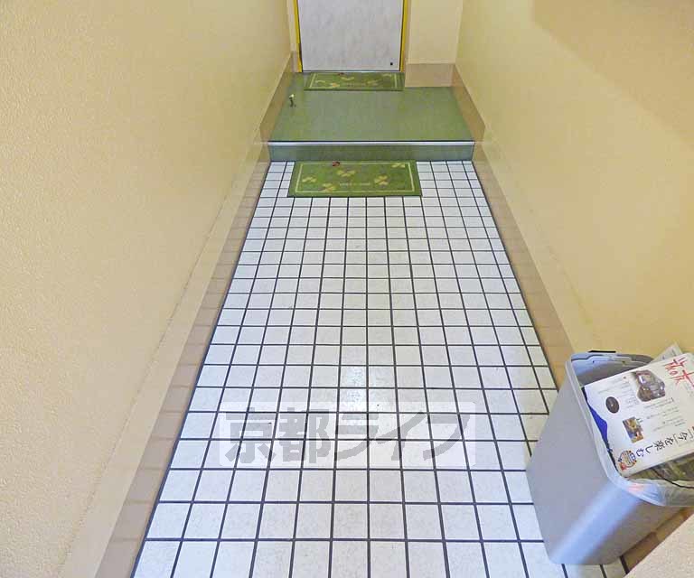 エントランス　建物エントランスです。