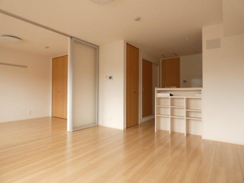 居室・リビング　図面と現状に相違がある場合には現状を優先