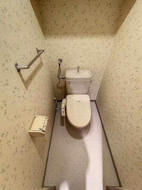 トイレ　トイレ