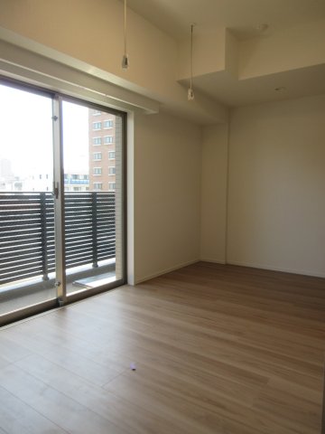 居室・リビング　コンパクトで使いやすい洋室です