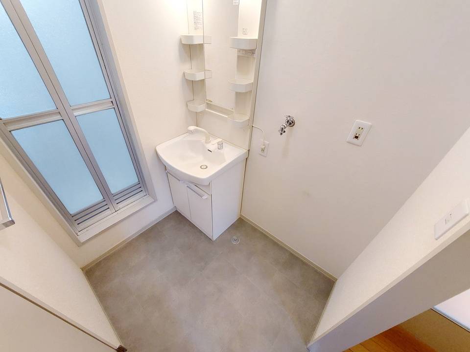 洗面設備　洗濯機置場