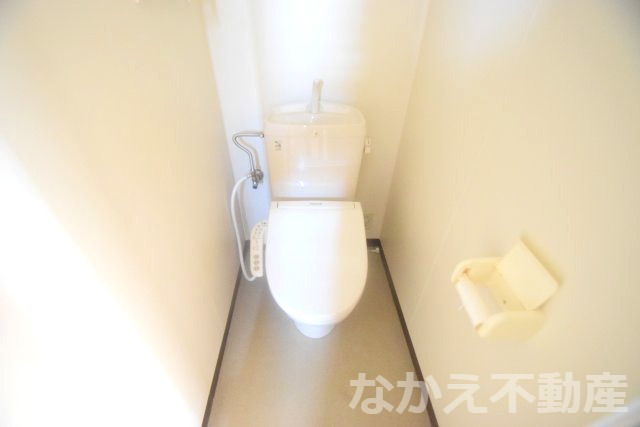トイレ　清潔感のあるトイレです