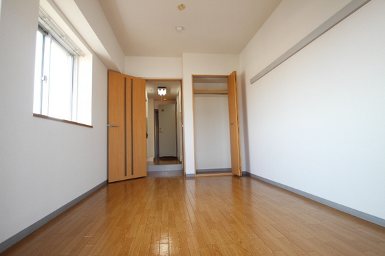 居室・リビング　※別部屋の写真です